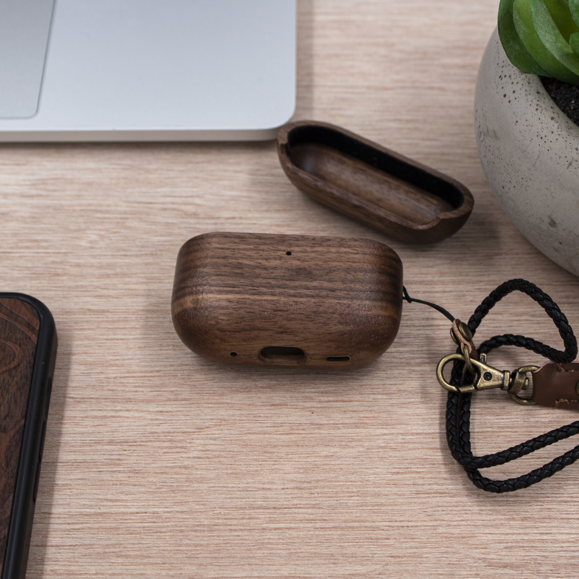 Black Walnut Airpods Case Cover - Airpods Case Cover - Wooderland