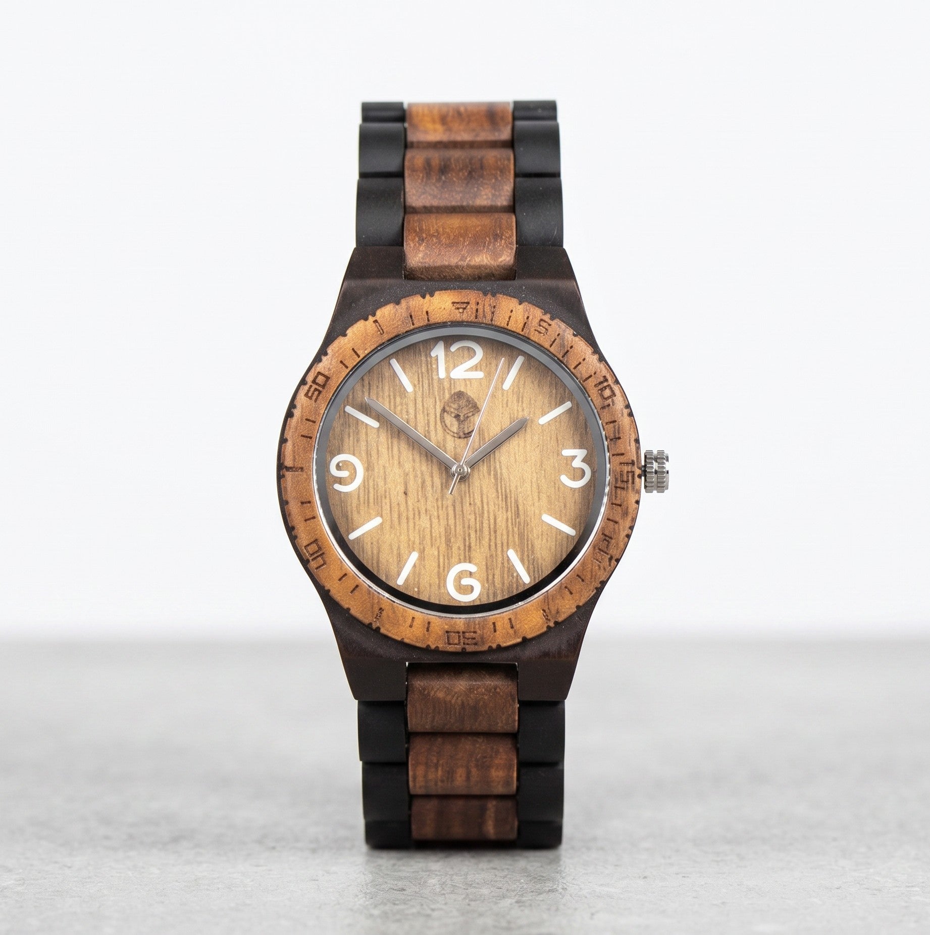 Wooderland Venus wooden watch with a bamboo and walnut face, featuring a two-tone wood link strap and quartz movement.